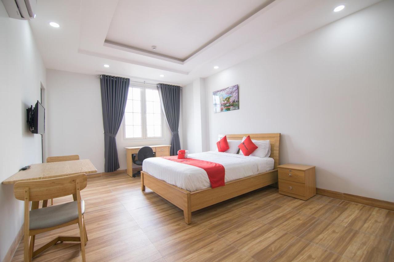 Hotel Reddoorz Premium Near E-Town Ciudad Ho Chi Minh  Exterior foto