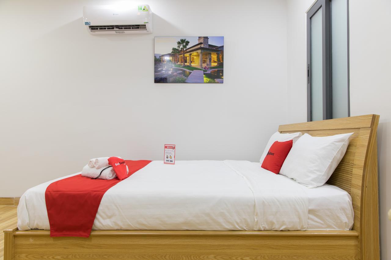 Hotel Reddoorz Premium Near E-Town Ciudad Ho Chi Minh  Exterior foto