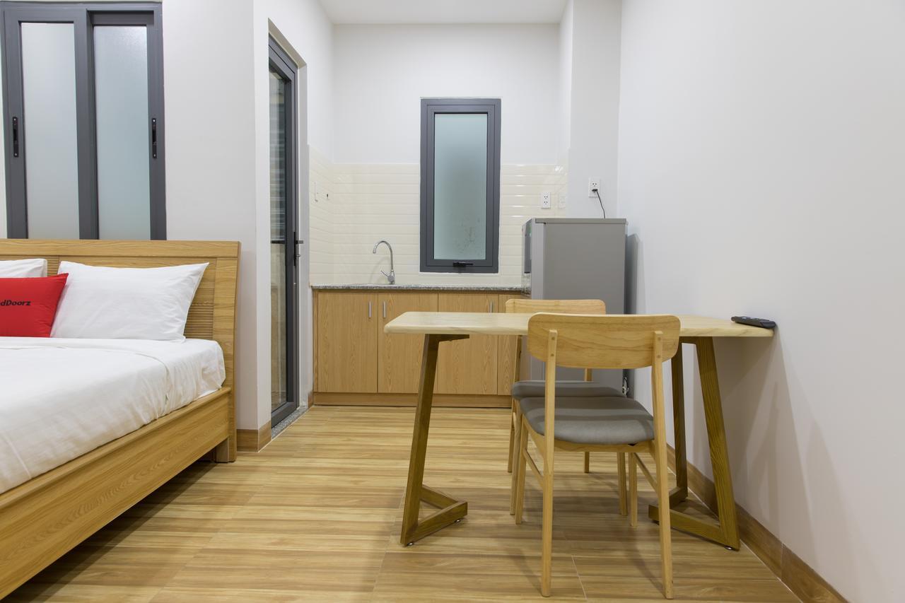 Hotel Reddoorz Premium Near E-Town Ciudad Ho Chi Minh  Exterior foto