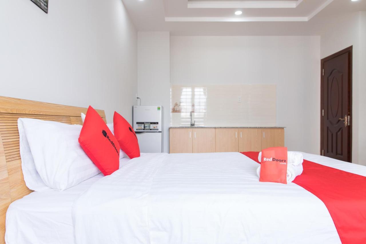 Hotel Reddoorz Premium Near E-Town Ciudad Ho Chi Minh  Exterior foto